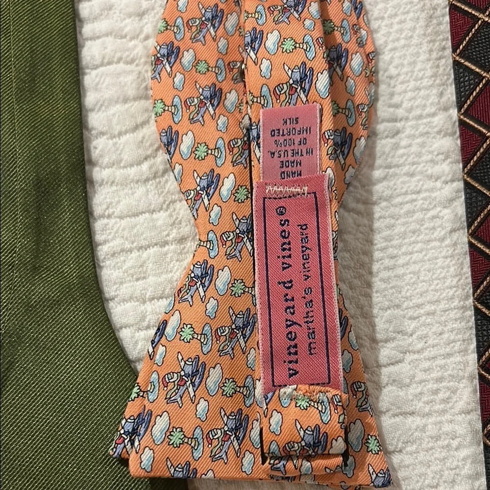 Assorted Men's Silk Ties Collection. 5 ties.